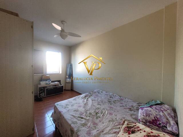 #28 - Apartamento para Venda em São Vicente - SP